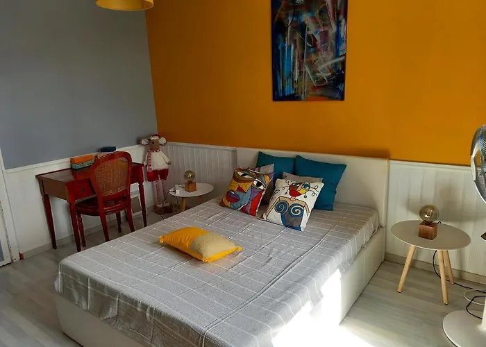 Maison Coquelicot * Saint-Georges-du-Bois (Charente-Maritime)