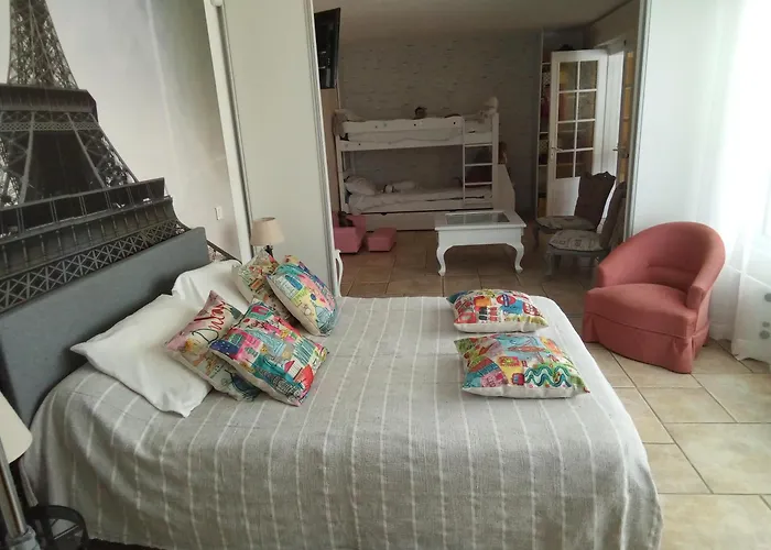 Bed and Breakfast Maison Coquelicot Saint-Georges-du-Bois (Charente-Maritime)